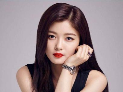 Portret de actor: Kim Yoo-jung
