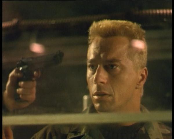 Soldatul Universal Intoarcerea Online Subtitrat