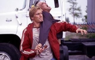 Vanatoarea de politisti