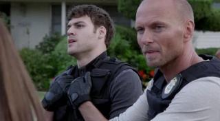 Sub ploaia de gloante