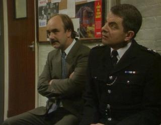 Mr. Bean: Inspectorul Fowler