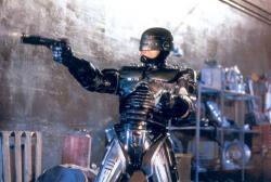 Robocop: Justitie intunecata