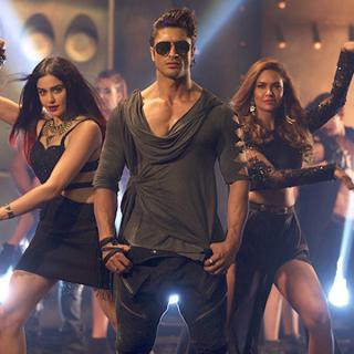 COMMANDO 2: BANI NEGRII