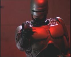 Robocop: Ciocniri periculoase