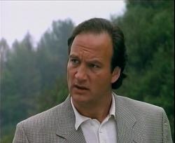 E periculos sa te numesti Walter Woods