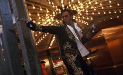 3000 mile pana la Graceland