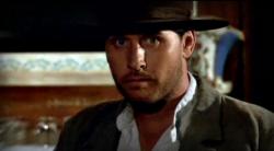 Pistolarul si comoara