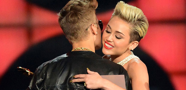 Miley Cyrus si Justin Bieber